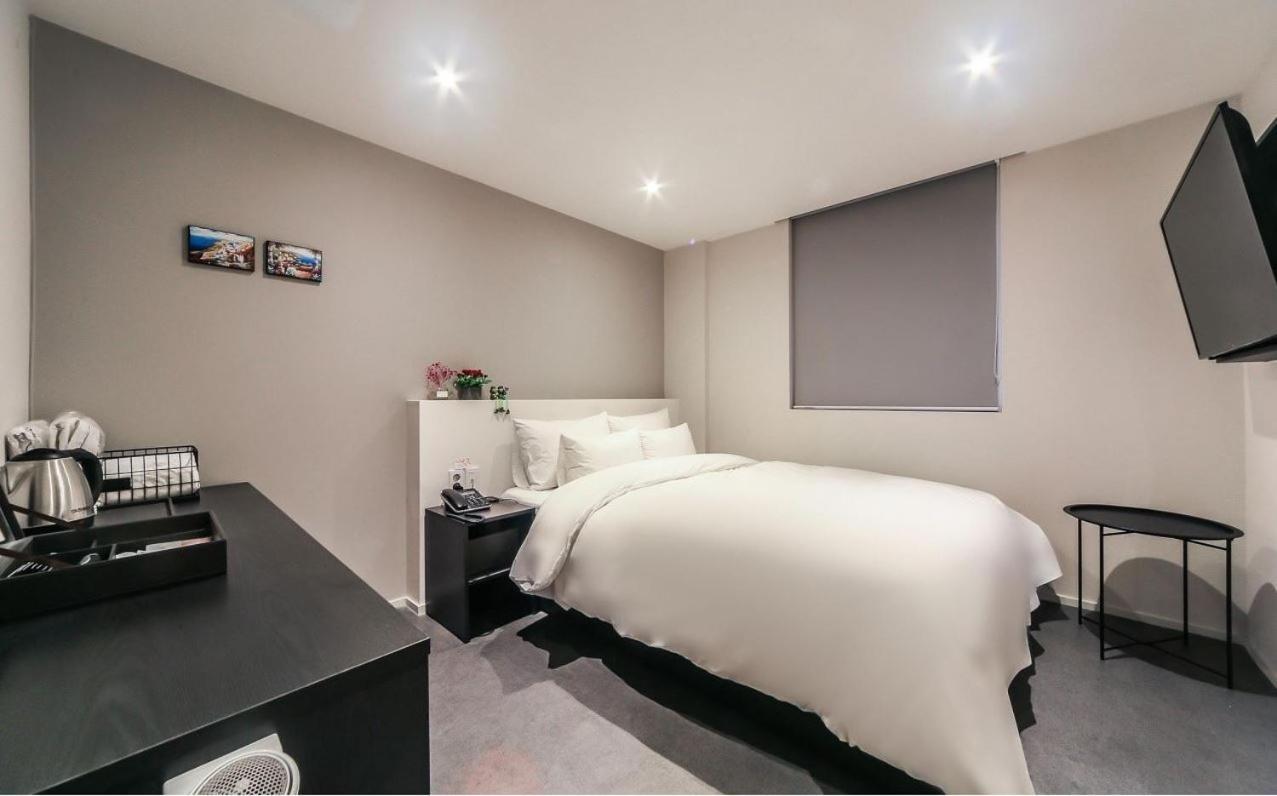 Hotel Maison Пусан Экстерьер фото