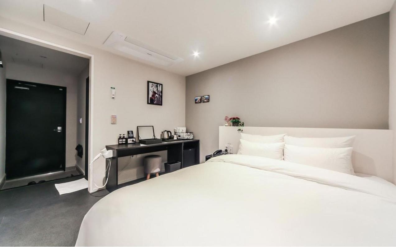Hotel Maison Пусан Экстерьер фото